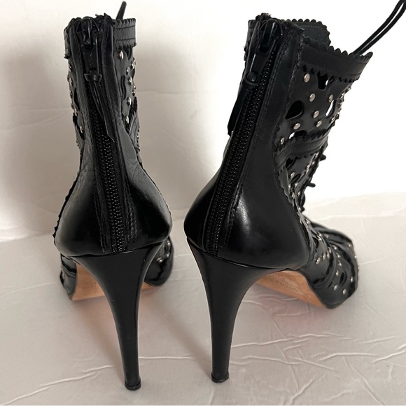 Stuart Weitzman Cagey Black Leather Rocker Ankle Bootie Size 9.5 Good Condition - Picture 6 of 16